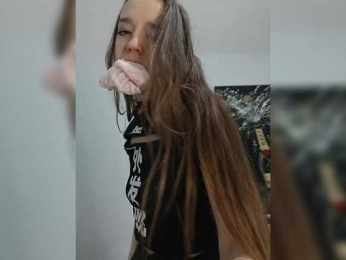 A_R_T_A bongacams stream image