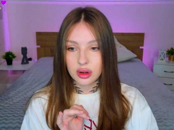 miachill bongacams stream image