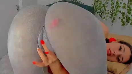 RedAssHottie stripchat stream image