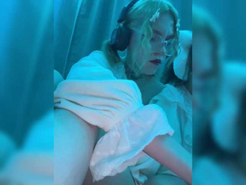 Molly-and-Ewa bongacams stream image