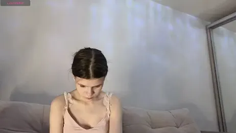 bellaglow stripchat stream image