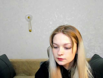 vialeta-baby bongacams stream image
