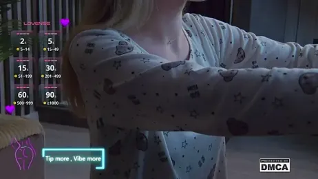 Holl1Would stripchat stream image