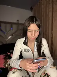 Laura-Khalifa stripchat stream image