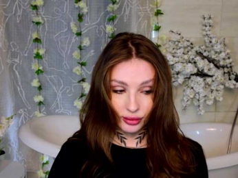 miachill bongacams stream image