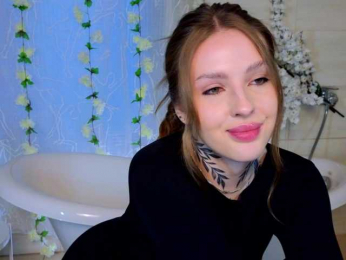 miachill bongacams stream image