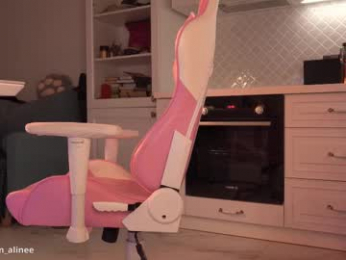 golden_alinee chaturbate stream image