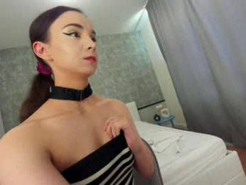 ehotlovea chaturbate stream image