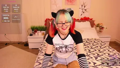 CoralineYoung stripchat stream image