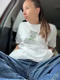 LetsFunKARINA stripchat stream image