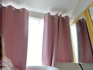 alexispixie camsoda stream image