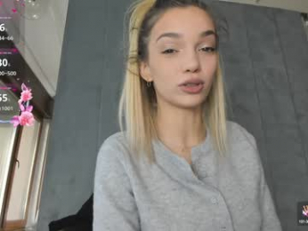 sassyt33n chaturbate stream image