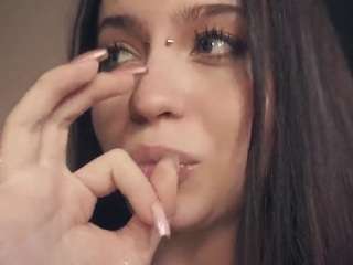 leilagladish camsoda stream image