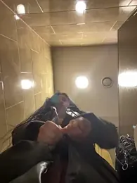 CrazzyChicks stripchat stream image