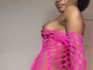 tastethepeach camsoda stream image