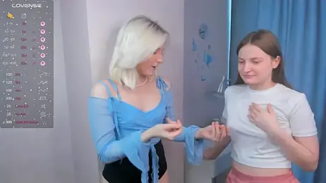 MonaCusson stripchat stream image