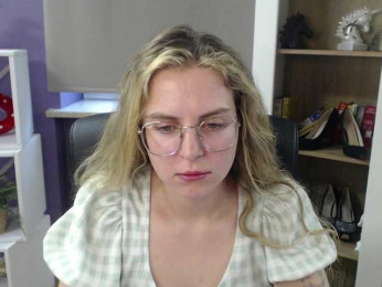 Soft-Zoey bongacams stream image