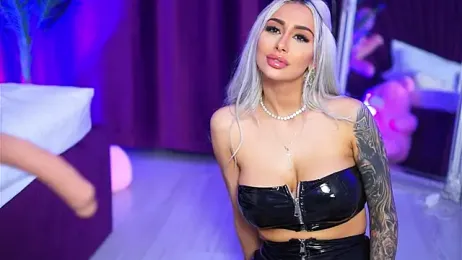 GoldenAmber stripchat stream image