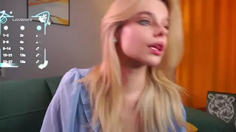 RexanneHatt stripchat stream image