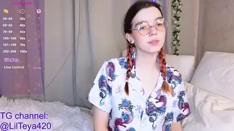 LilTeya stripchat stream image