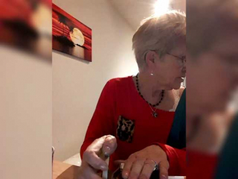 Reife-dame bongacams stream image