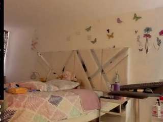 sexyzoee camsoda stream image