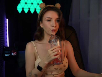 Malyshkaaa bongacams stream image
