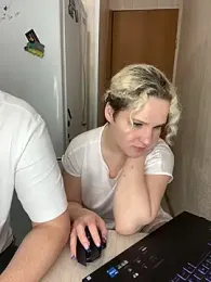 MrMrsRight stripchat stream image, 06.02.2025 19:50