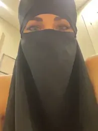 Amberonee31 stripchat stream image