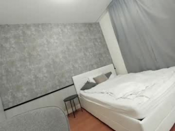 ehotlovea chaturbate stream image