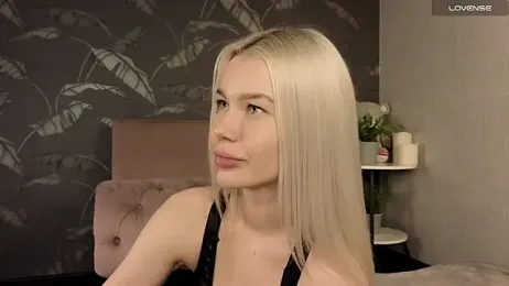 Lolly_girll stripchat stream image