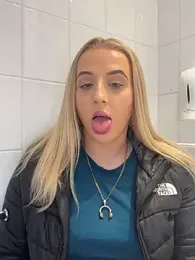 Strongqueen stripchat stream image