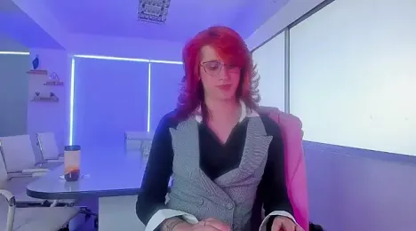 Juliana_Saenzz stripchat stream image