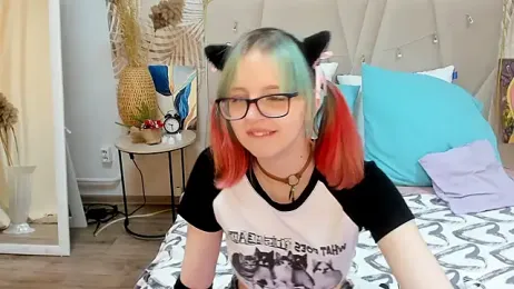 CoralineYoung stripchat stream image