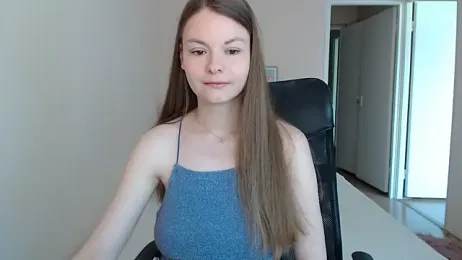 AnnaSweet18 stripchat stream image