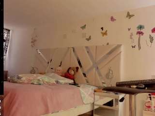 sexyzoee camsoda stream image