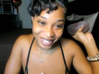 iluvsaffire-bleu camsoda stream image