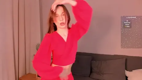 emmelieflorence stripchat stream image