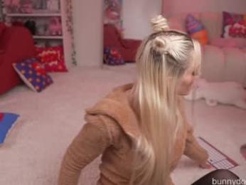 bunnydollstella chaturbate stream image