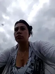 LIZ-06_ stripchat stream image