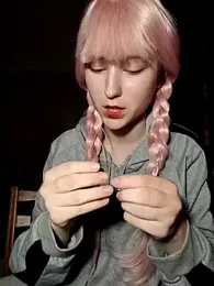 Yoonhee_Kiss stripchat stream image