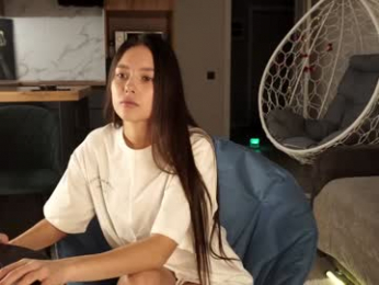 emilybatee chaturbate stream image