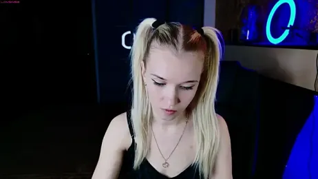 ShhhO_O stripchat stream image