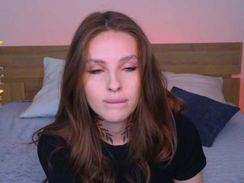 miachill bongacams stream image