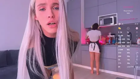 mikkixmeow stripchat stream image