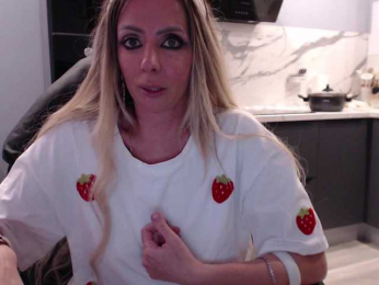 blondalina bongacams stream image