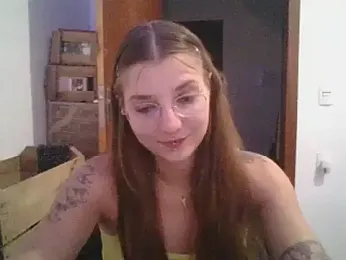 SweetyBabyDemon stripchat stream image