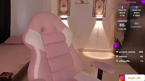 shayla_18 stripchat stream image