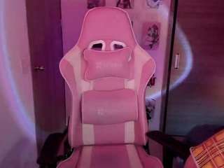 emilyhick camsoda stream image