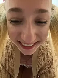 Lia__Love stripchat stream image